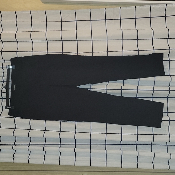NWOT LIZ CLAIBORNE DRESS PANTS - Picture 8 of 14